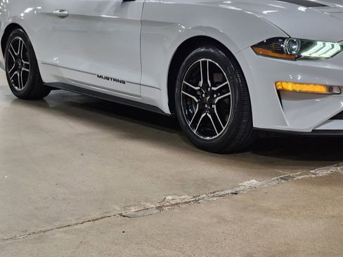 Used 2020 Ford Mustang Premium RWD image 17