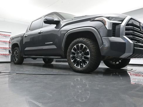 Used 2024 Toyota Tundra Limited AWD/4WD image 35