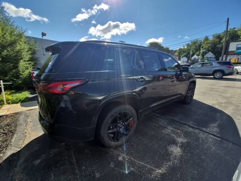 Used 2023 Chevrolet Traverse Premier w/ Redline Edition AWD/4WD image 8