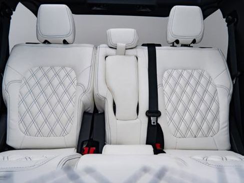 Used 2025 Ford Bronco 4-Door image 41