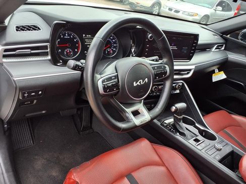 Used 2023 Kia K5 GT-Line image 11