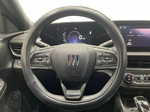 Used 2024 Buick Envista Preferred w/ Convenience I Package FWD image 26