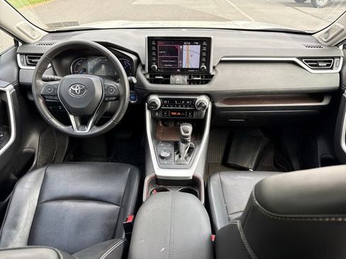 Used 2020 Toyota RAV4 Limited w/ Limited Grade Weather Package image 18