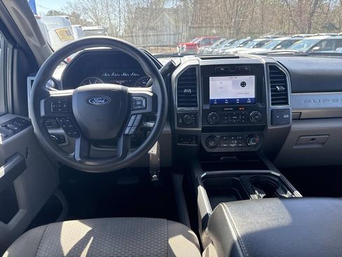 Used 2021 Ford F250 XLT w/ XLT Premium Package AWD/4WD image 13