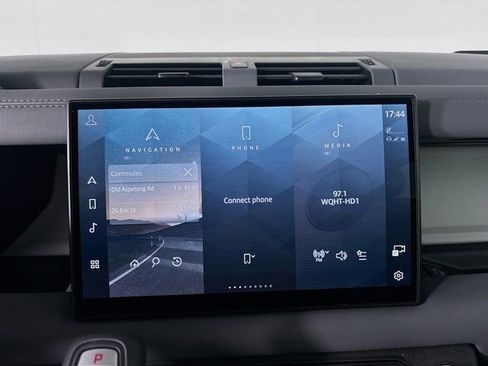 New 2025 Land Rover Defender 110 S image 16