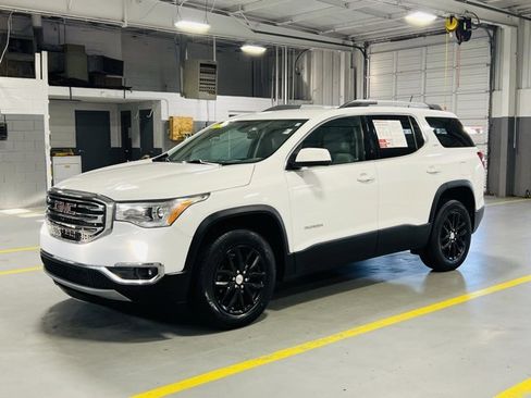 Used 2019 GMC Acadia SLT image 14