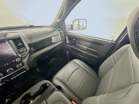 Used 2022 RAM 4500 Tradesman w/ Chrome Appearance Group image 11