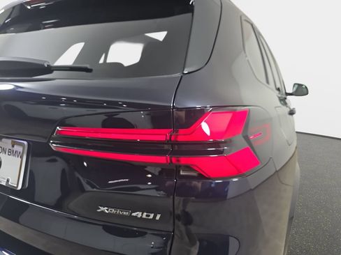 New 2026 BMW X5 xDrive40i w/ M Sport Package AWD/4WD image 35