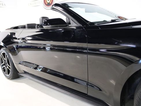 Used 2019 Ford Mustang Premium RWD image 60