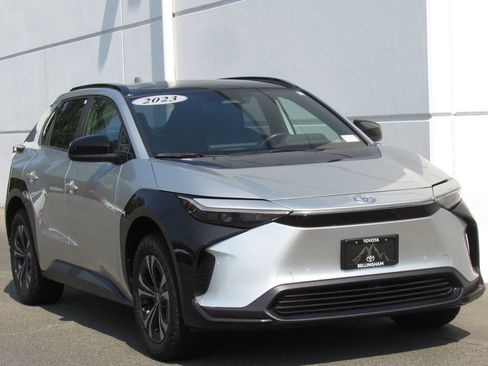 Certified 2023 Toyota bZ4X FWD w/ Weather Package image 2