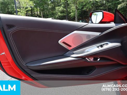 Used 2025 Chevrolet Corvette Stingray Premium Cpe w/ 3LT RWD image 18