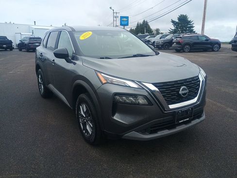 Used 2023 Nissan Rogue S AWD/4WD image 1