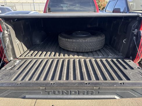 Used 2022 Toyota Tundra Limited image 5