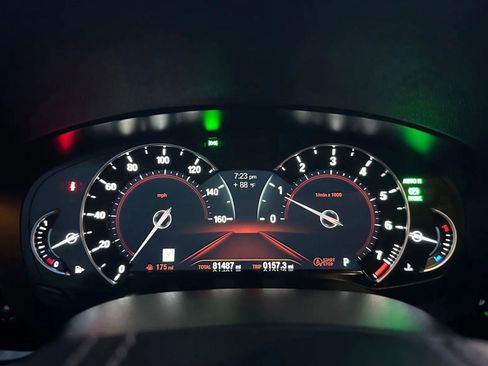 Used 2018 BMW 530i xDrive w/ Premium Package image 13