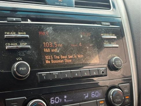 Used 2013 Nissan Altima 2.5 SV image 24