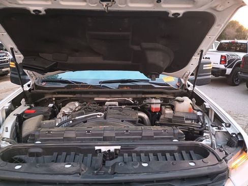 Used 2024 Chevrolet Silverado 2500 LT image 14