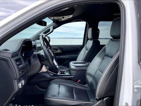 Used 2023 GMC Yukon SLT image 24