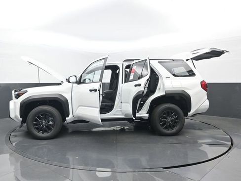 New 2026 Toyota 4Runner SR5 RWD image 32