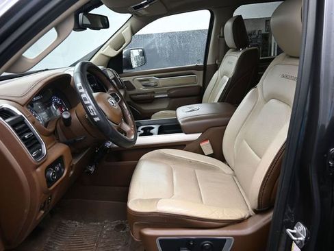 Used 2019 RAM 1500 Laramie image 15