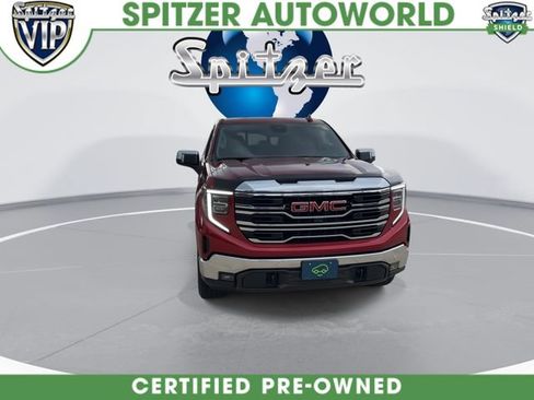 Used 2024 GMC Sierra 1500 SLT w/ SLT Premium Package AWD/4WD image 3