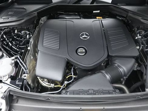 Used 2026 Mercedes-Benz GLC 300 image 31