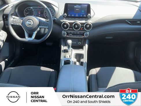 Used 2025 Nissan Sentra SV w/ Trunk Package image 15