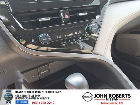 Used 2022 Toyota Camry SE w/ Convenience Package image 29