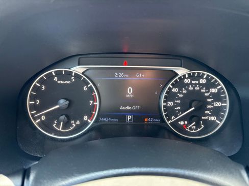 Used 2024 Nissan Altima 2.5 SV FWD image 15