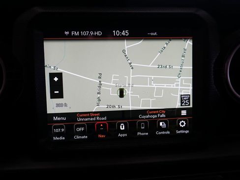 Used 2023 Jeep Wrangler Unlimited Sahara w/ Dual Top Group AWD/4WD image 7