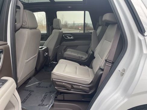 Used 2021 GMC Yukon SLT w/ SLT Premium Package RWD image 27