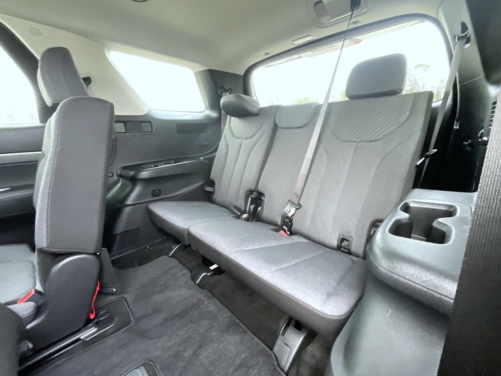 Used 2025 Hyundai Palisade SE AWD/4WD image 20