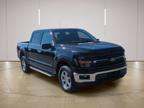 Used 2025 Ford F150 XLT w/ Equipment Group 301A Standard AWD/4WD image 14