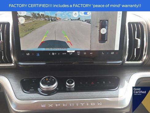Used 2025 Ford Expedition Platinum AWD/4WD image 41