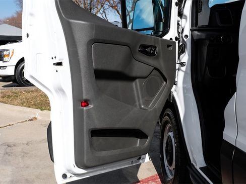 Used 2022 Ford Transit 150 Low Roof image 35