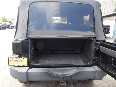 Used 2009 Jeep Wrangler X AWD/4WD image 17