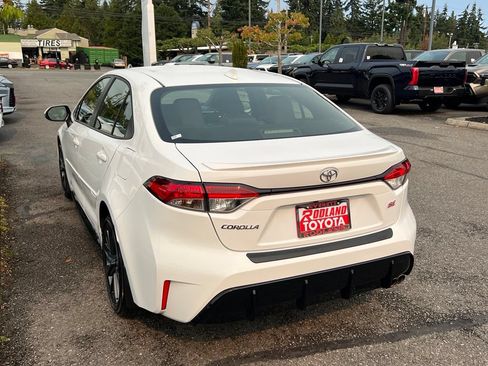Certified 2024 Toyota Corolla SE FWD image 10