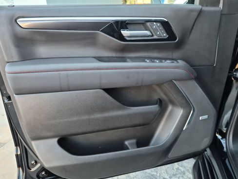 Used 2025 Chevrolet Tahoe RST w/ Comfort Package RWD image 10