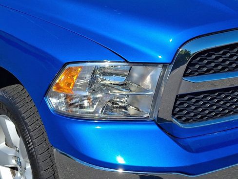 Used 2024 RAM 1500 Classic SLT AWD/4WD image 9
