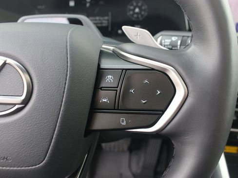 Used 2026 Lexus TX 550h AWD Plug-In Hybrid w/ Technology Package image 23
