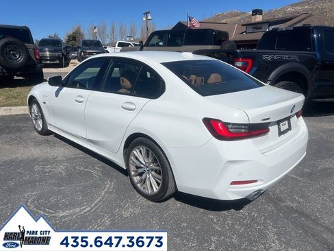 Used 2023 BMW 330e xDrive w/ Driving Assistance Package image 5