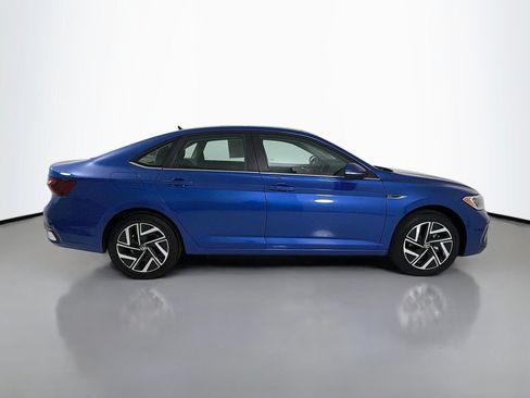 Used 2023 Volkswagen Jetta SEL FWD image 8