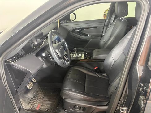 Used 2023 Land Rover Range Rover Evoque R-Dynamic S AWD/4WD image 8