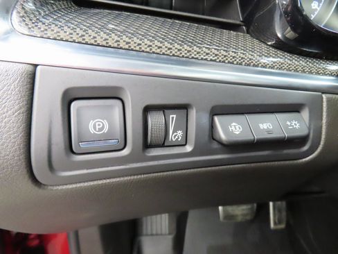 Used 2022 Cadillac XT5 Sportv w/ Technology Package image 51