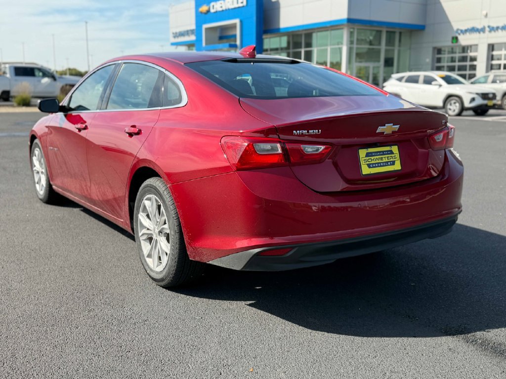 Used 2025 Chevrolet Malibu LT FWD image 9