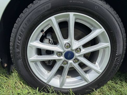 Used 2015 Ford Focus SE w/ Interior Protection Package FWD image 20