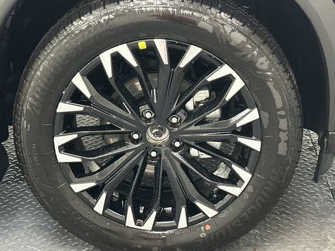 New 2026 Nissan Rogue Dark Armor AWD/4WD image 17