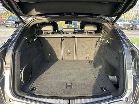 Used 2023 Alfa Romeo Stelvio Veloce image 27