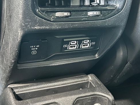 Used 2023 Jeep Grand Cherokee L Limited image 39