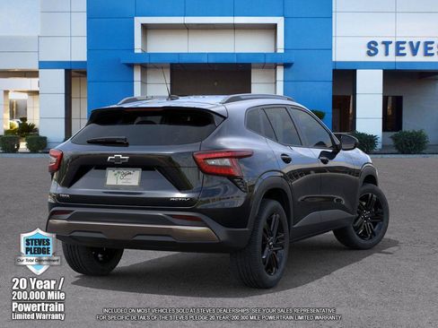 New 2026 Chevrolet Trax ACTIV w/ Sunroof Package image 4