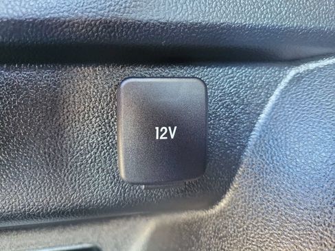Used 2024 Ford Escape Active w/ Tech Pack #2 AWD/4WD image 9
